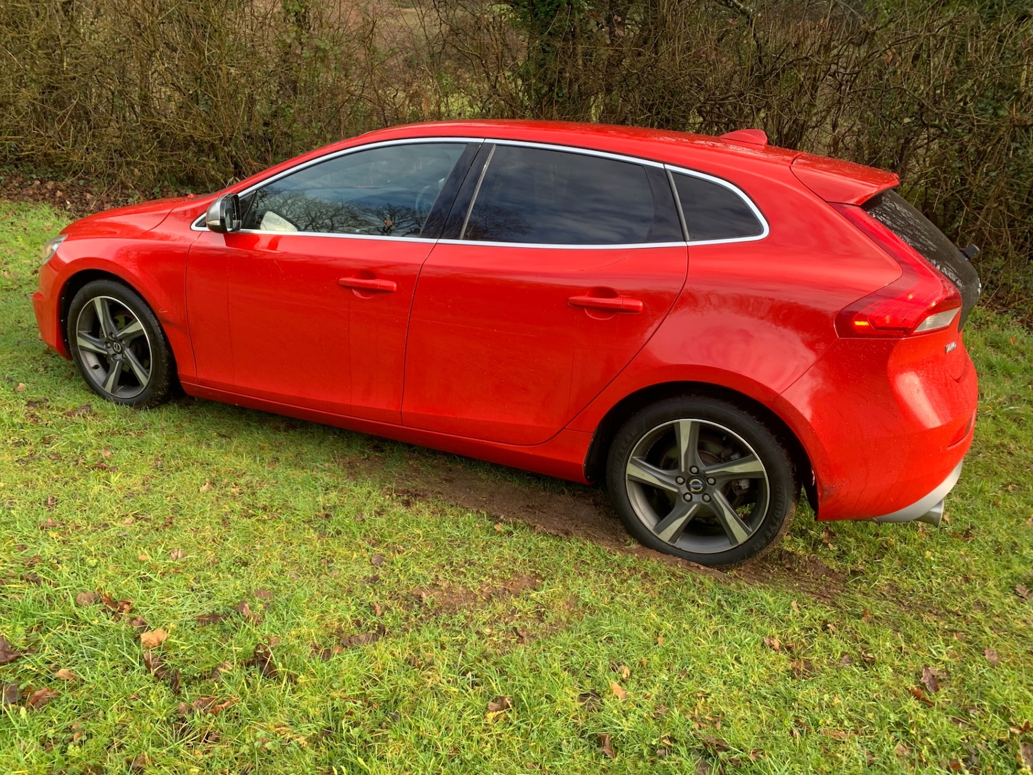 Used Volvo V40 2013 for sale - 77283245: Photo 4