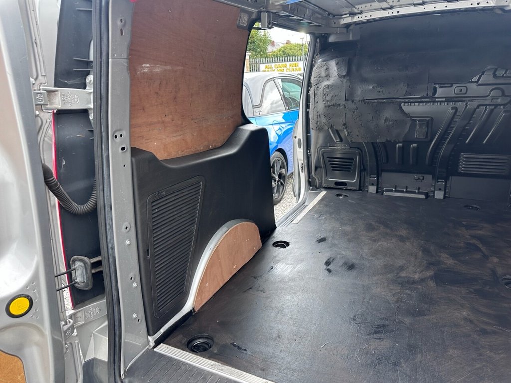 Used Ford Transit Connect 2018 for sale - 76670547: Photo 25