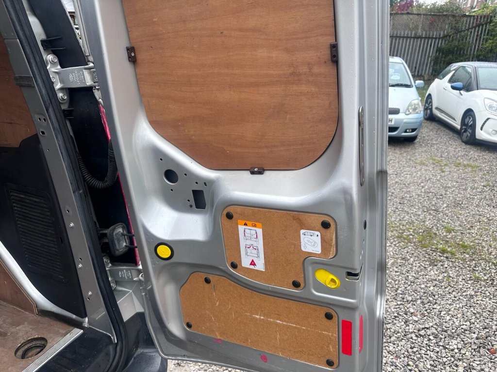 Used Ford Transit Connect 2018 for sale - 76670547: Photo 32