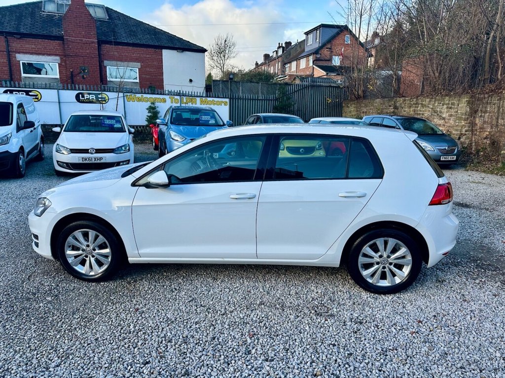 Used Volkswagen Golf 2014 for sale - 76900517: Photo 12