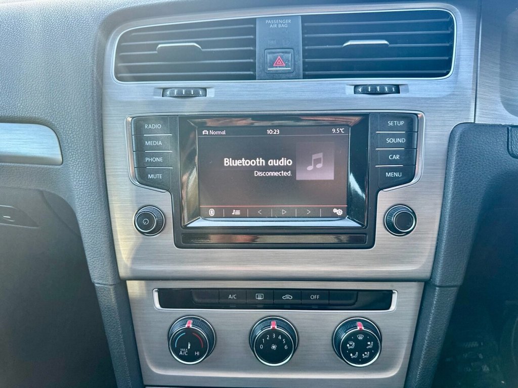 Used Volkswagen Golf 2014 for sale - 76900517: Photo 20