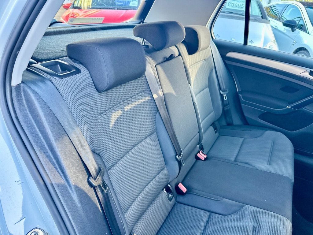 Used Volkswagen Golf 2014 for sale - 76900517: Photo 23