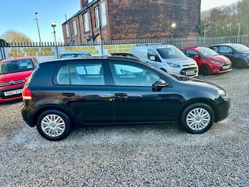 Used Volkswagen Golf 2009 for sale - 76900740: Photo