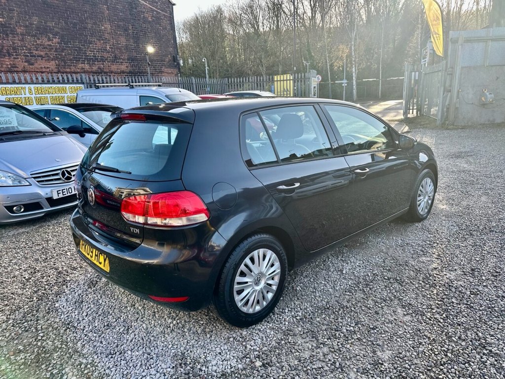 Used Volkswagen Golf 2009 for sale - 76900740: Photo 5