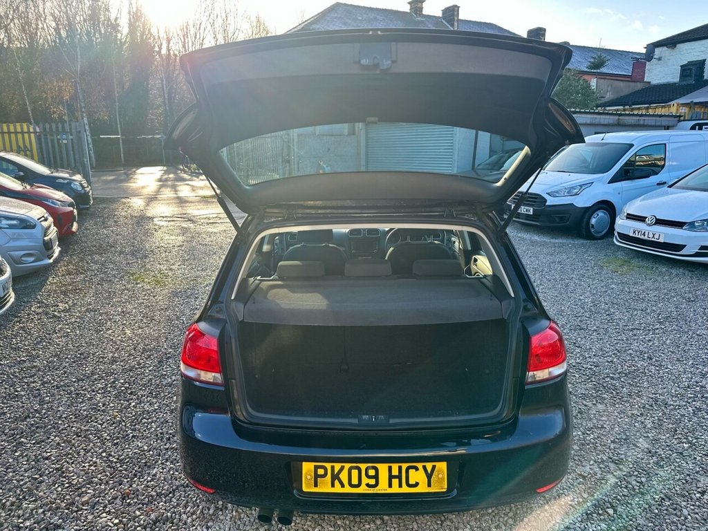 Used Volkswagen Golf 2009 for sale - 76900740: Photo 8