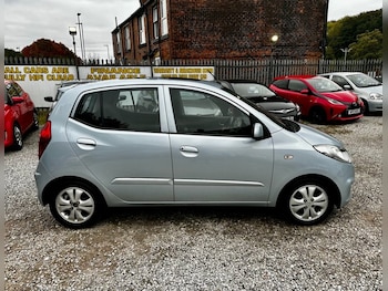 Used Hyundai i10 2011 for sale - 76267124: Photo