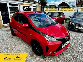 2017 (17) - 1.0 VVT-i x-style Hatchback 5dr Petrol Manual Euro 6 (68 ps)