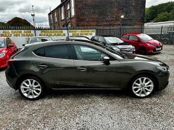 Used Mazda Mazda3 2014 for sale - 76106074: Photo