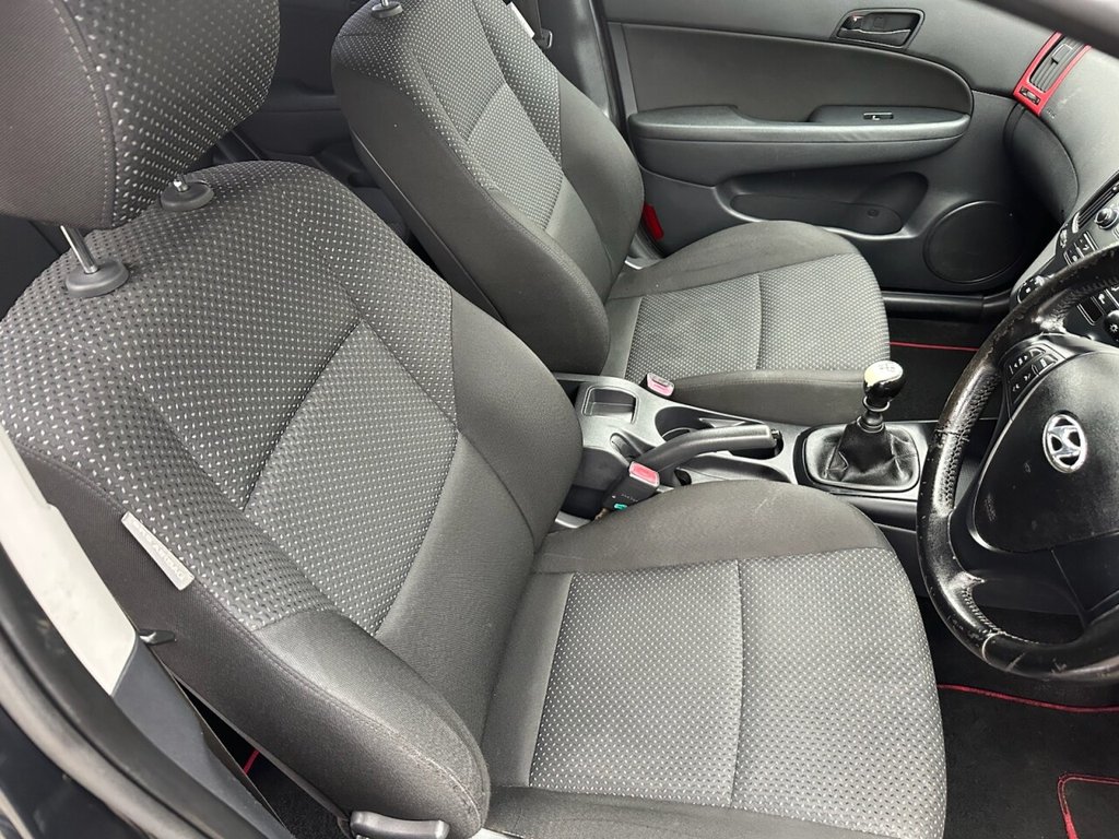 Used Hyundai i30 2010 for sale - 76536007: Photo 12