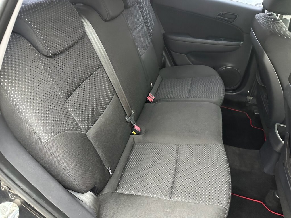 Used Hyundai i30 2010 for sale - 76536007: Photo 16