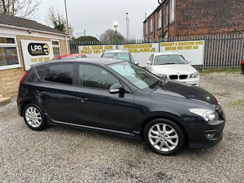 Used Hyundai i30 2010 for sale - 76536007: Photo