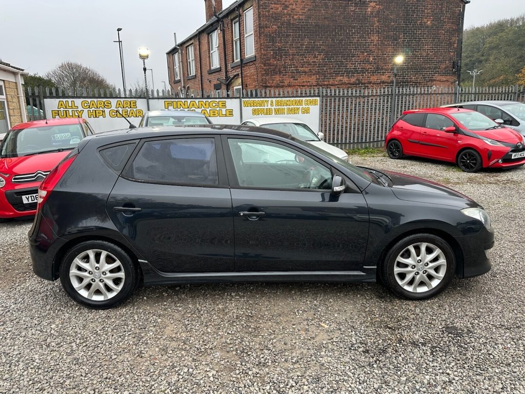 Used Hyundai i30 2010 for sale - 76536007: Photo 4