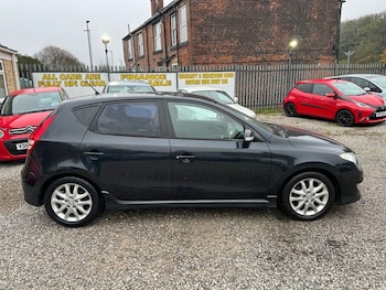 Used Hyundai i30 2010 for sale - 76536007: Photo
