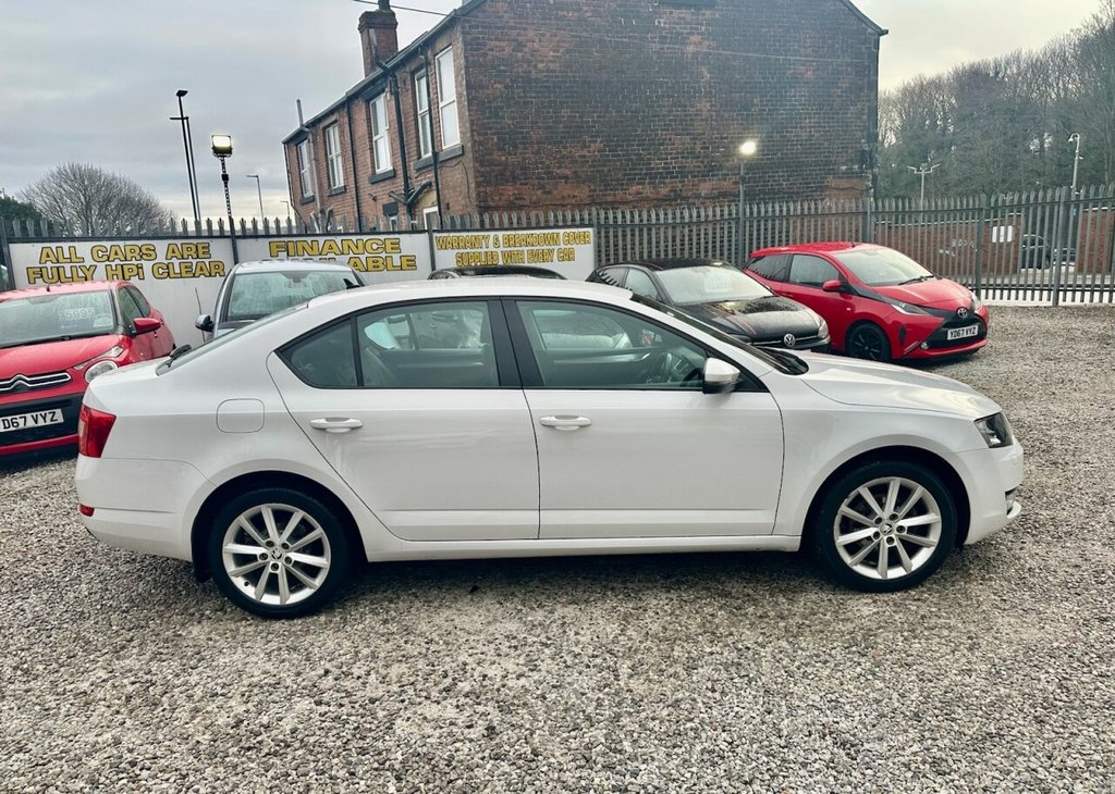 Used Skoda Octavia 2014 for sale - 77096284: Photo 4