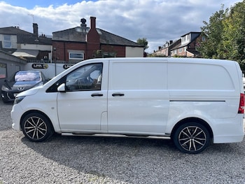 Used Mercedes-Benz Vito 2017 for sale - 76118873: Photo