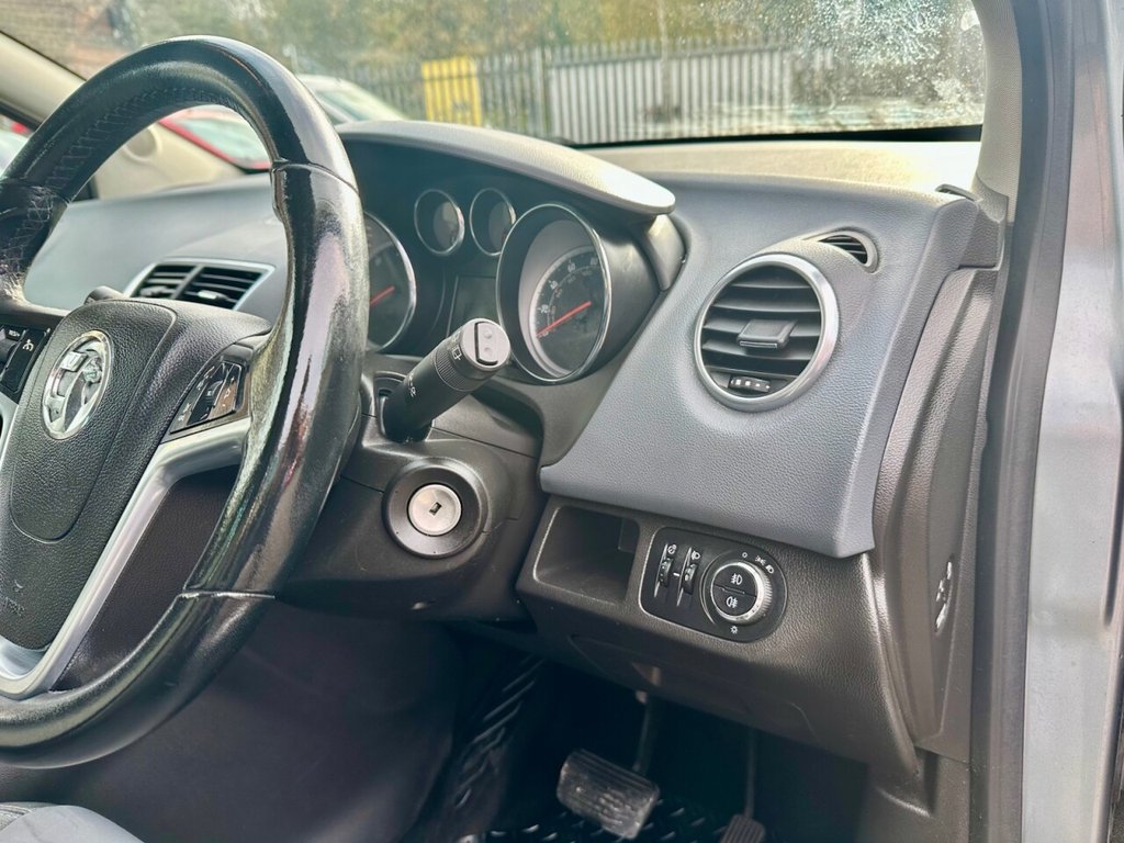 Used Vauxhall Meriva 2010 for sale - 76632310: Photo 20