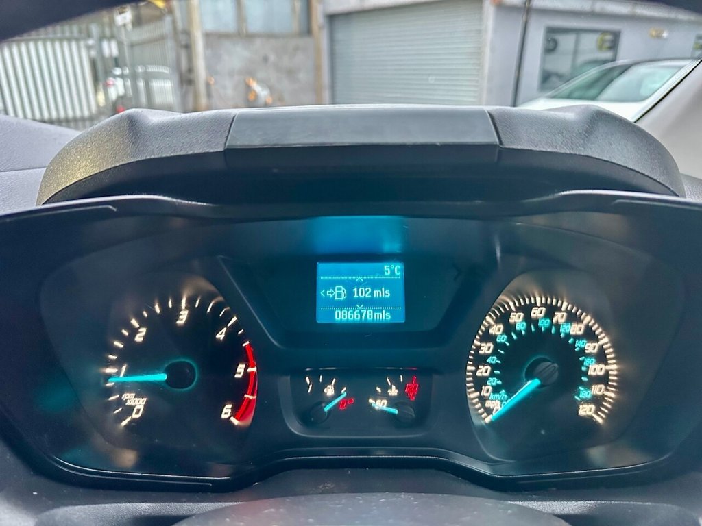 Used Ford Transit Custom 2017 for sale - 77507238: Photo 25