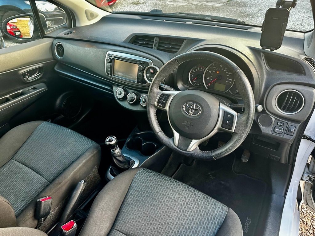 Used Toyota Yaris 2012 for sale - 76386613: Photo 13