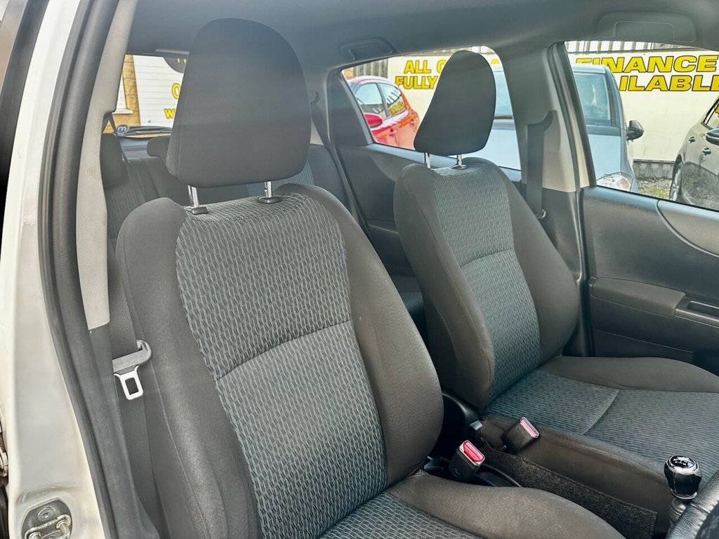 Used Toyota Yaris 2012 for sale - 76386613: Photo 20