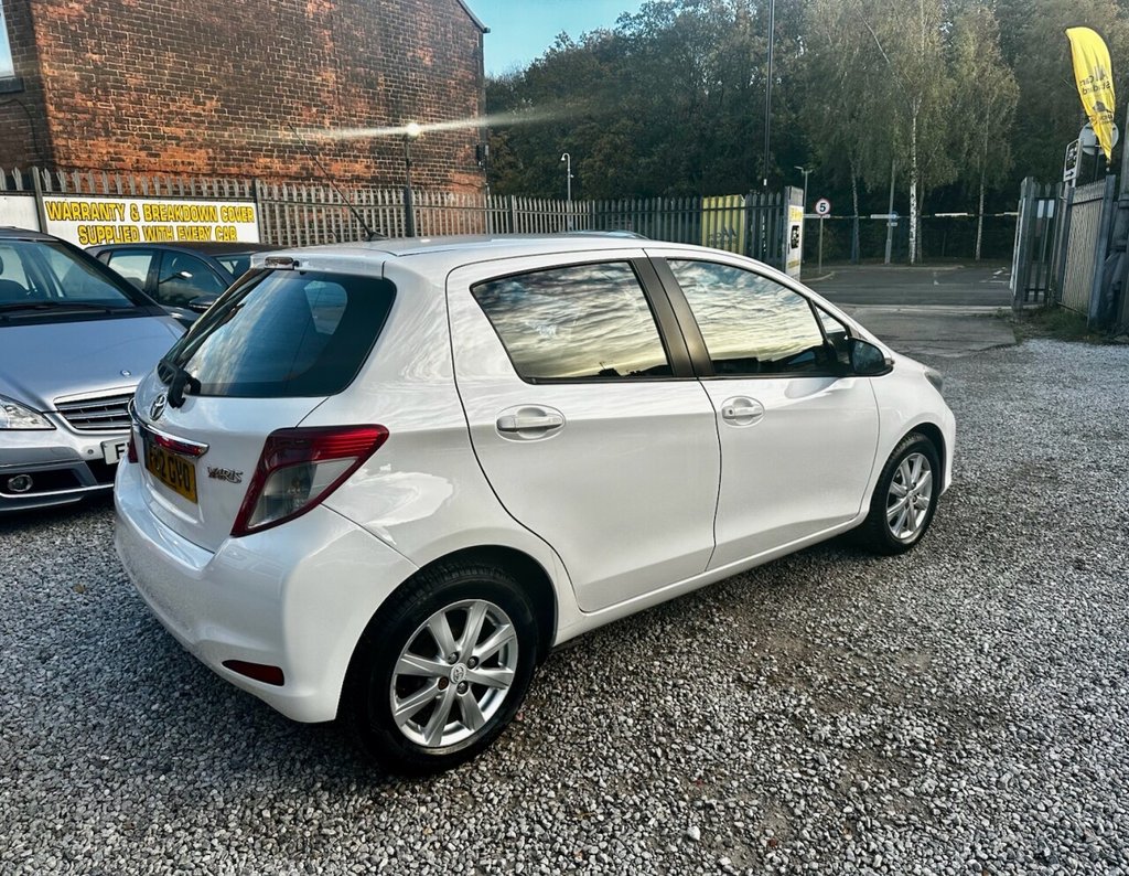 Used Toyota Yaris 2012 for sale - 76386613: Photo 4