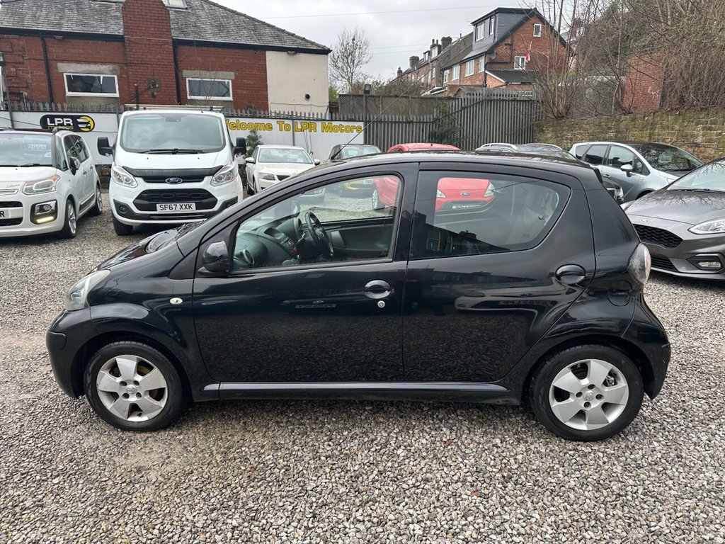 Used Toyota AYGO 2009 for sale - 77765696: Photo 10