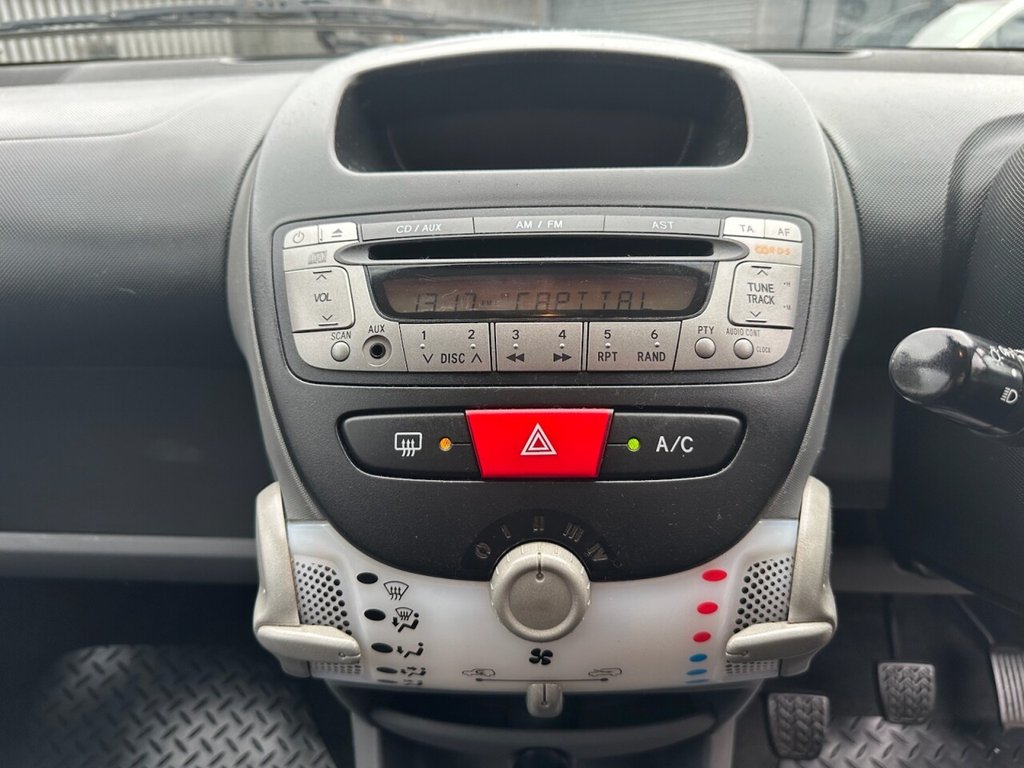 Used Toyota AYGO 2009 for sale - 77765696: Photo 14