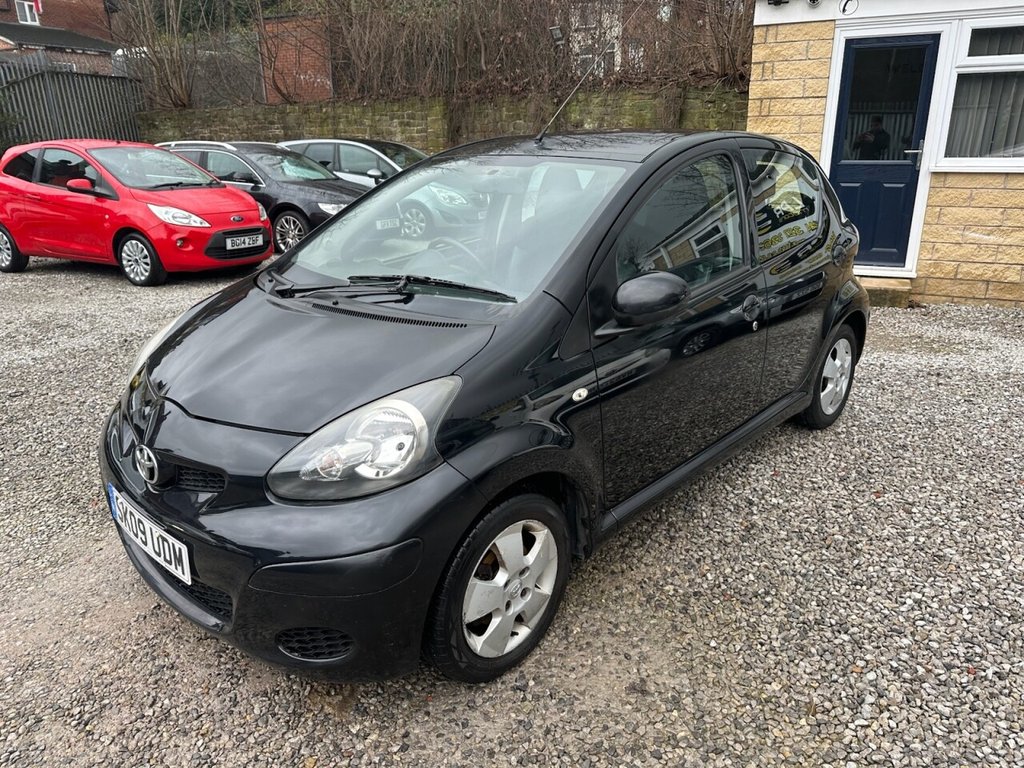 Used Toyota AYGO 2009 for sale - 77765696: Photo 2