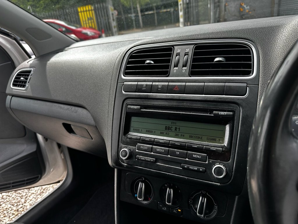 Used Volkswagen Polo 2011 for sale - 77692925: Photo 20