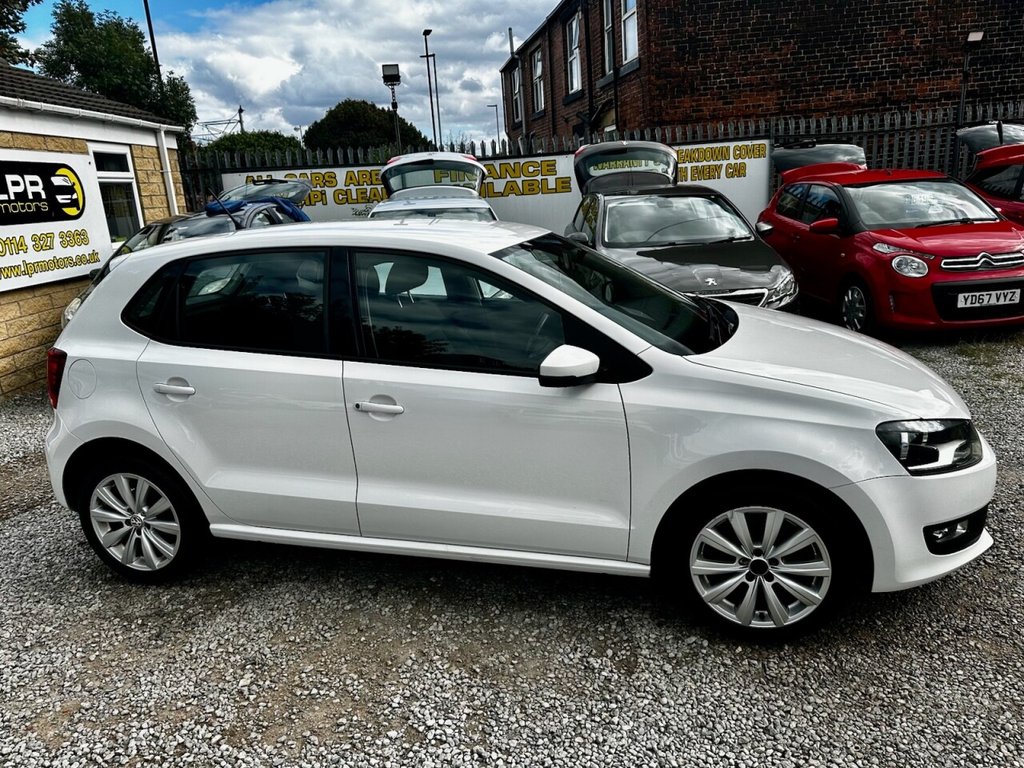 Used Volkswagen Polo 2011 for sale - 77692925: Photo 3