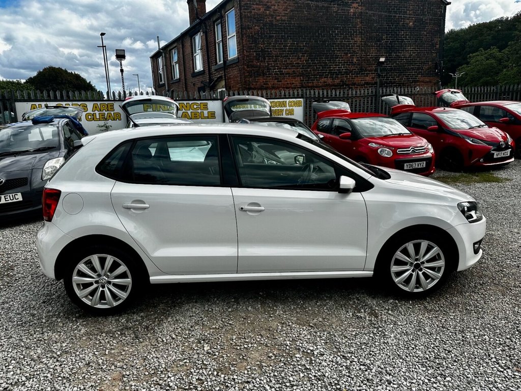 Used Volkswagen Polo 2011 for sale - 77692925: Photo 4