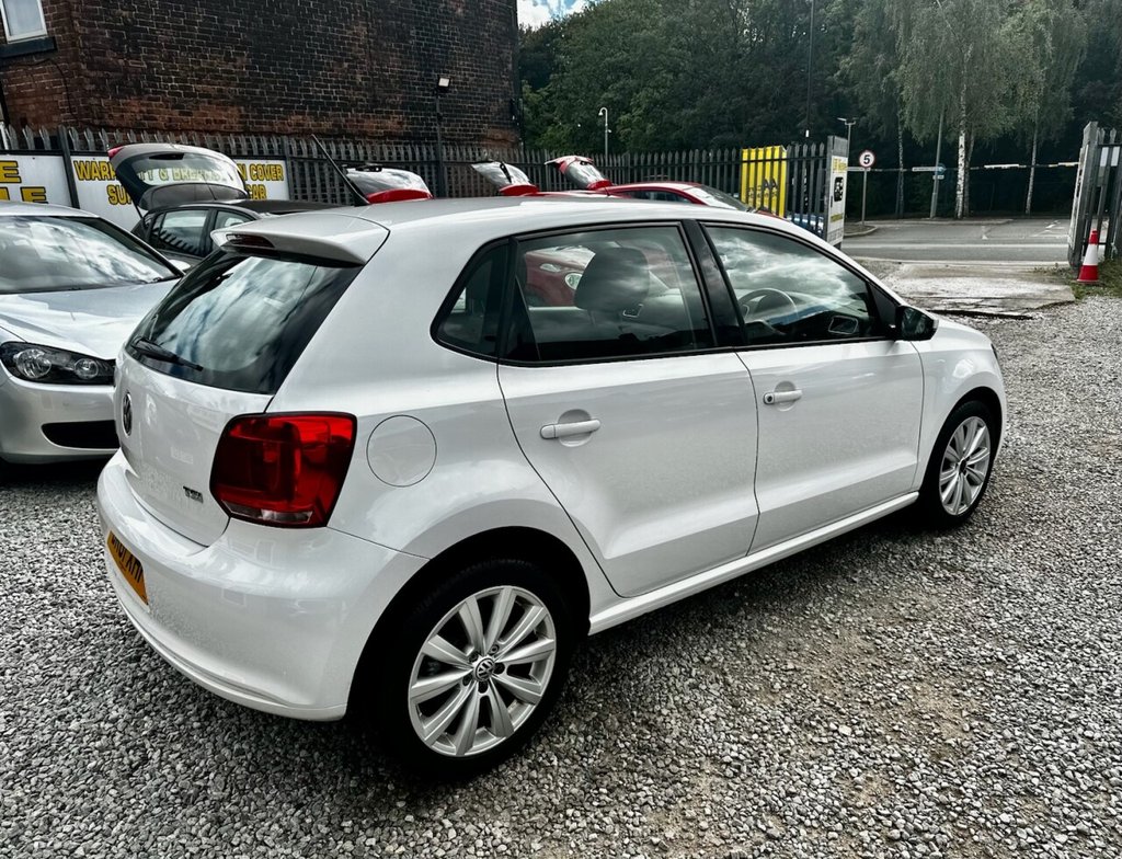 Used Volkswagen Polo 2011 for sale - 77692925: Photo 5