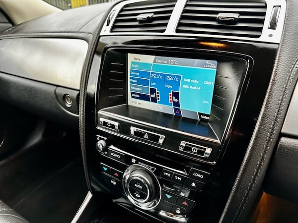 Used Jaguar XK 2013 for sale - 76291523: Photo 30