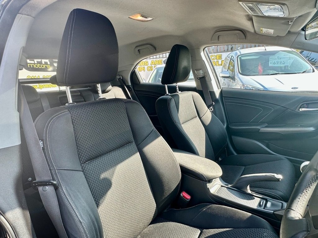 Used Honda Civic 2016 for sale - 77952858: Photo 15