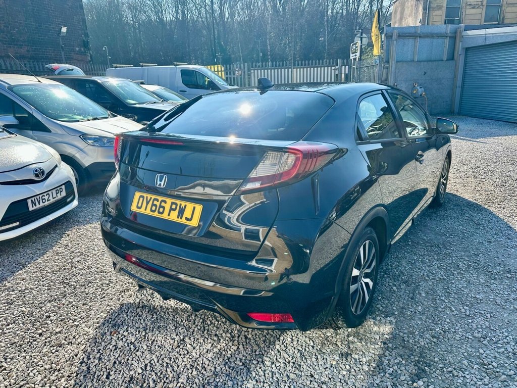 Used Honda Civic 2016 for sale - 77952858: Photo 6