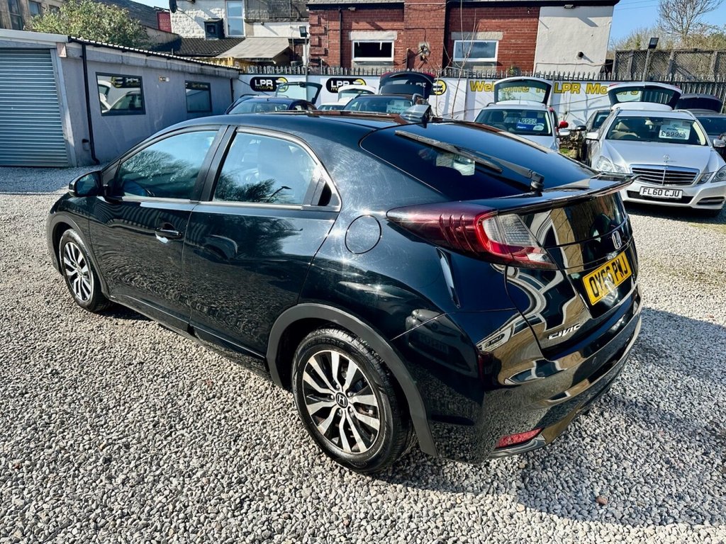 Used Honda Civic 2016 for sale - 77952858: Photo 9