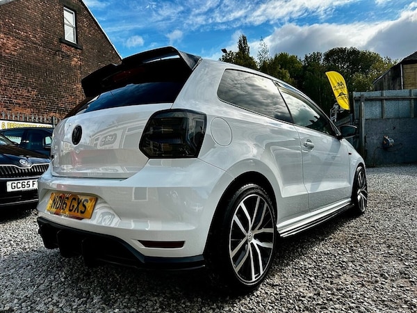 Used Volkswagen Polo 2016 for sale - 76210336: Photo 16