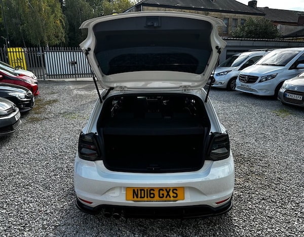 Used Volkswagen Polo 2016 for sale - 76210336: Photo 19