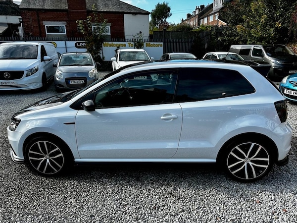 Used Volkswagen Polo 2016 for sale - 76210336: Photo 23