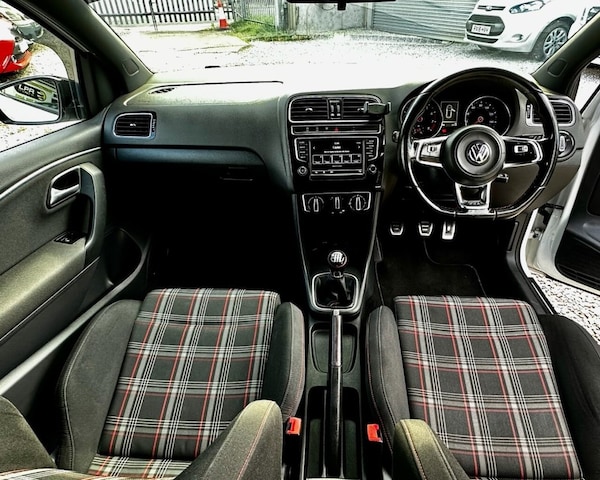 Used Volkswagen Polo 2016 for sale - 76210336: Photo 26