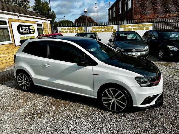 Used Volkswagen Polo 2016 for sale - 76210336: Photo 4