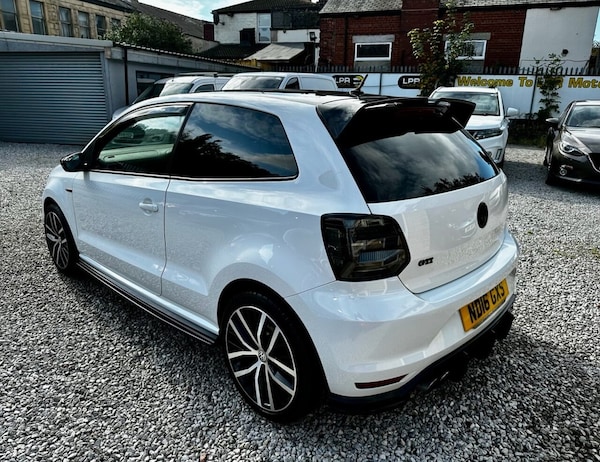 Used Volkswagen Polo 2016 for sale - 76210336: Photo 5