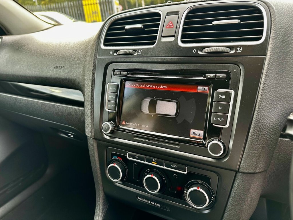 Used Volkswagen Golf 2011 for sale - 76223779: Photo 24