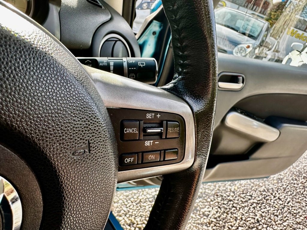 Used Mazda Mazda2 2011 for sale - 76245296: Photo 16