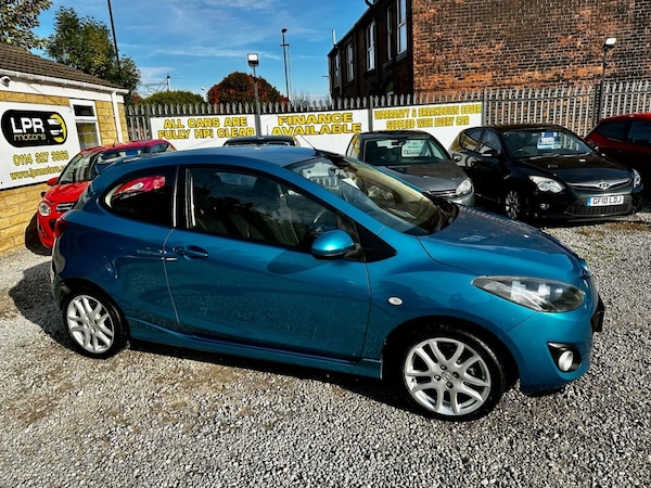 Used Mazda Mazda2 2011 for sale - 76245296: Photo 2
