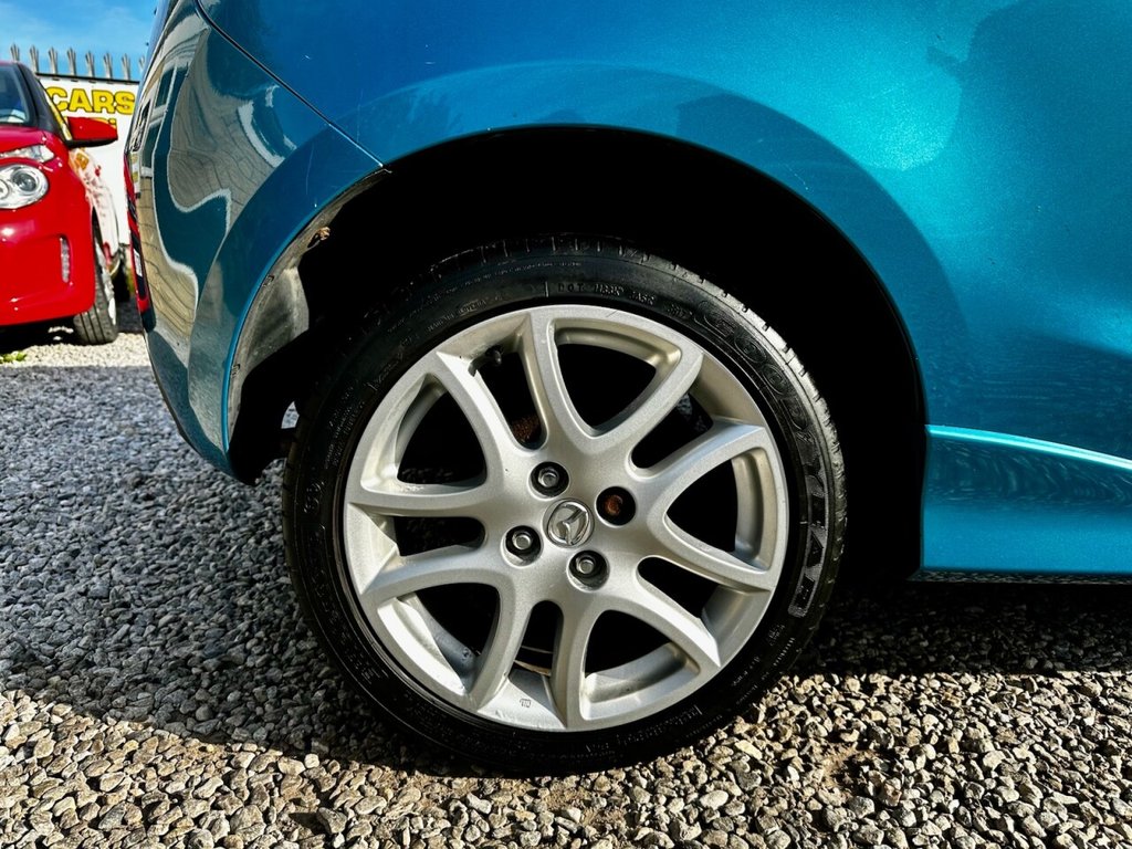 Used Mazda Mazda2 2011 for sale - 76245296: Photo 5