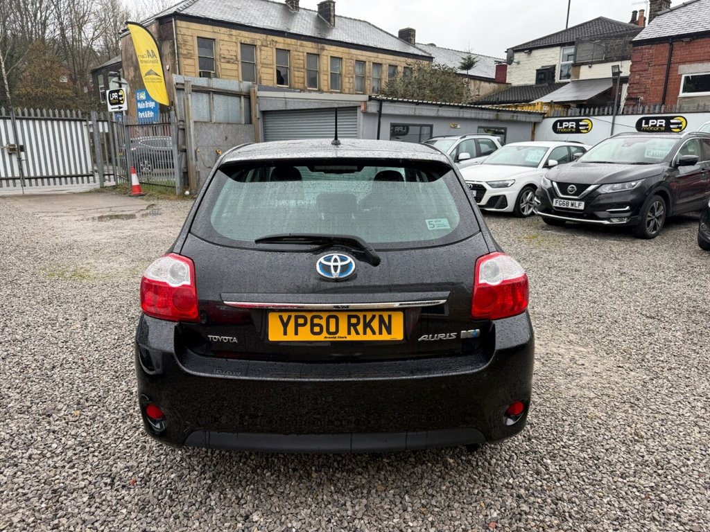 Used Toyota Auris 2010 for sale - 77693668: Photo 5