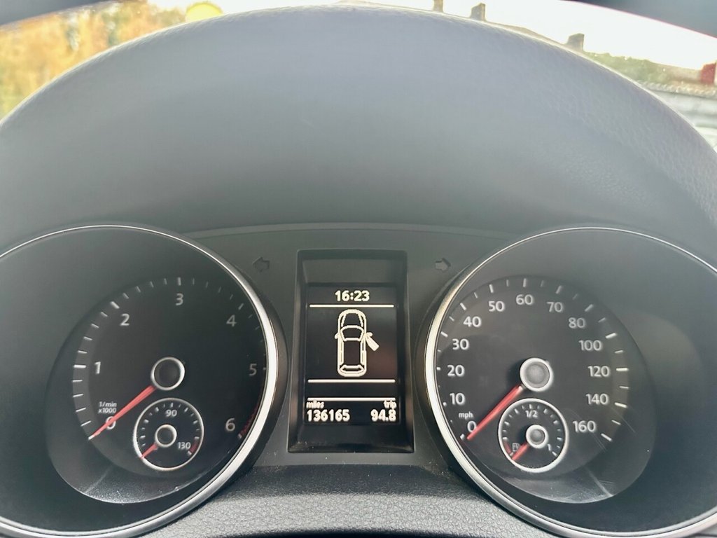 Used Volkswagen Golf 2012 for sale - 76496427: Photo 19