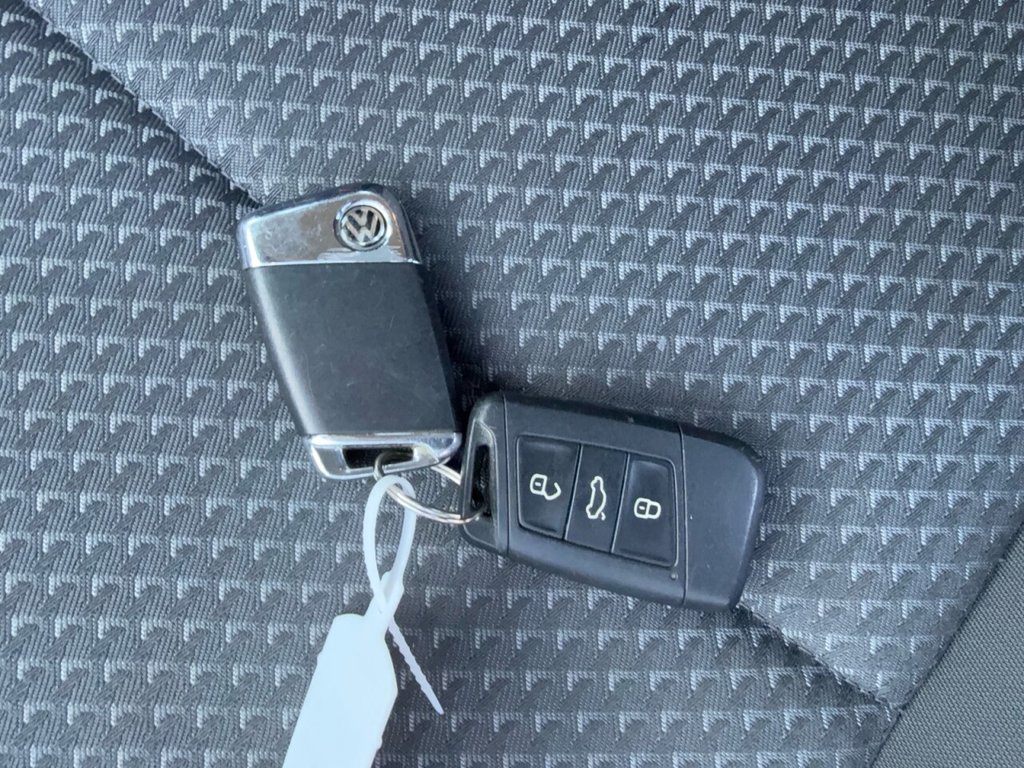 Used Volkswagen Passat 2015 for sale - 77748578: Photo 23