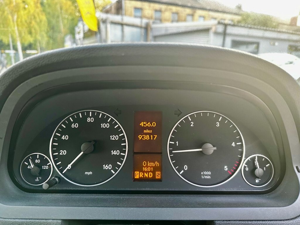 Used Mercedes-Benz A-Class 2010 for sale - 76386442: Photo 15