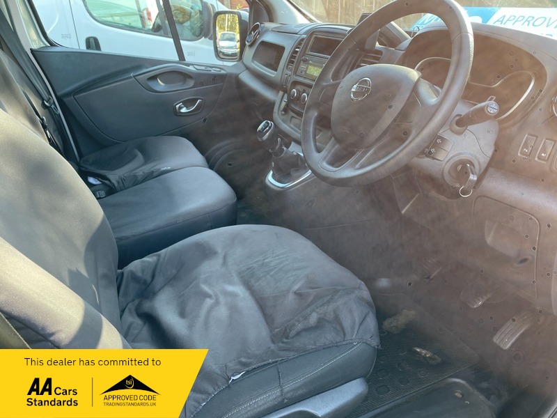 Used Nissan NV300 2020 for sale - 76618309: Photo 4